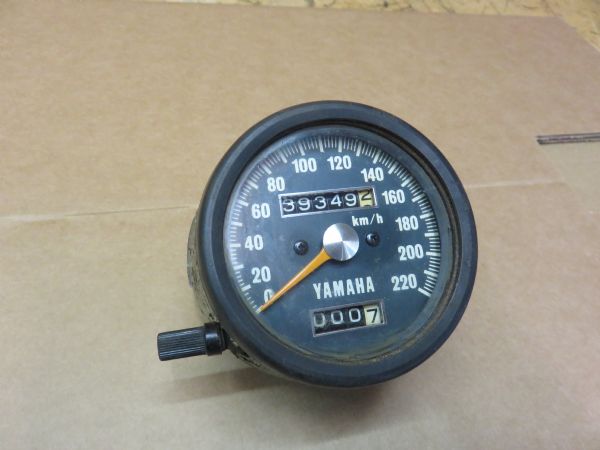 Yamaha speedometer 